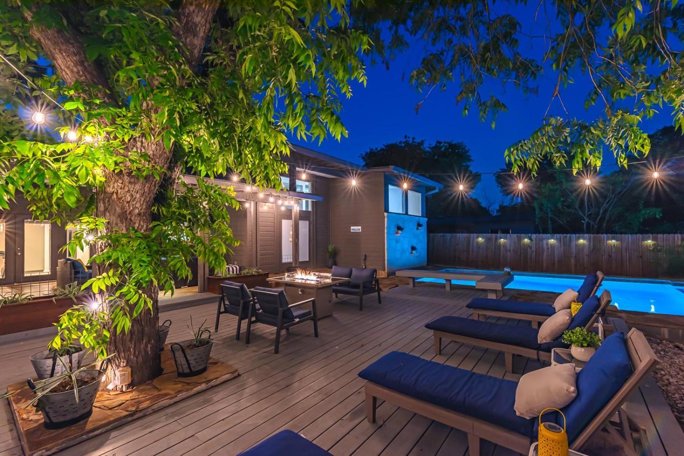 Serene Pool & Firepit In Stunning Home By Airport San Antonio Dış mekan fotoğraf