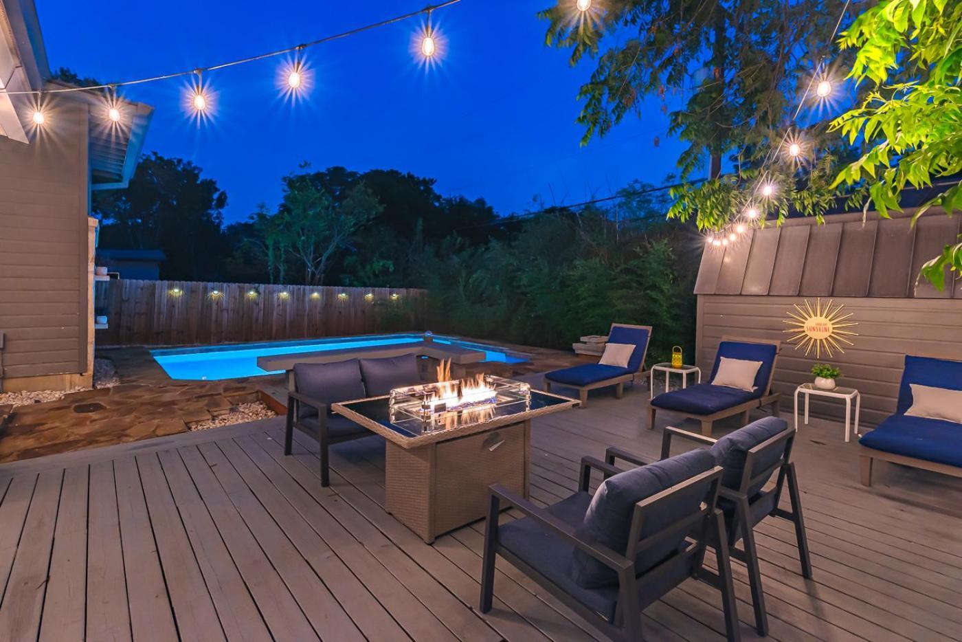 Serene Pool & Firepit In Stunning Home By Airport San Antonio Dış mekan fotoğraf