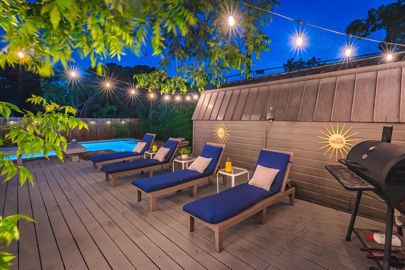 Serene Pool & Firepit In Stunning Home By Airport San Antonio Dış mekan fotoğraf