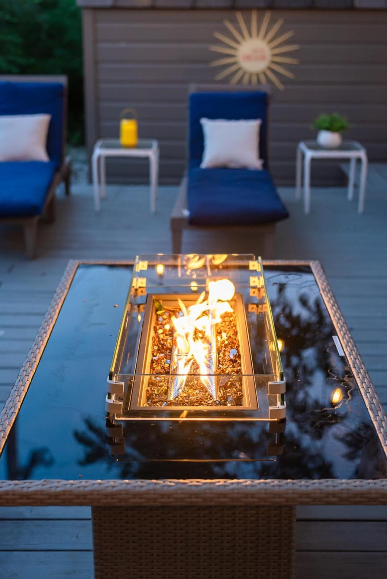 Serene Pool & Firepit In Stunning Home By Airport San Antonio Dış mekan fotoğraf